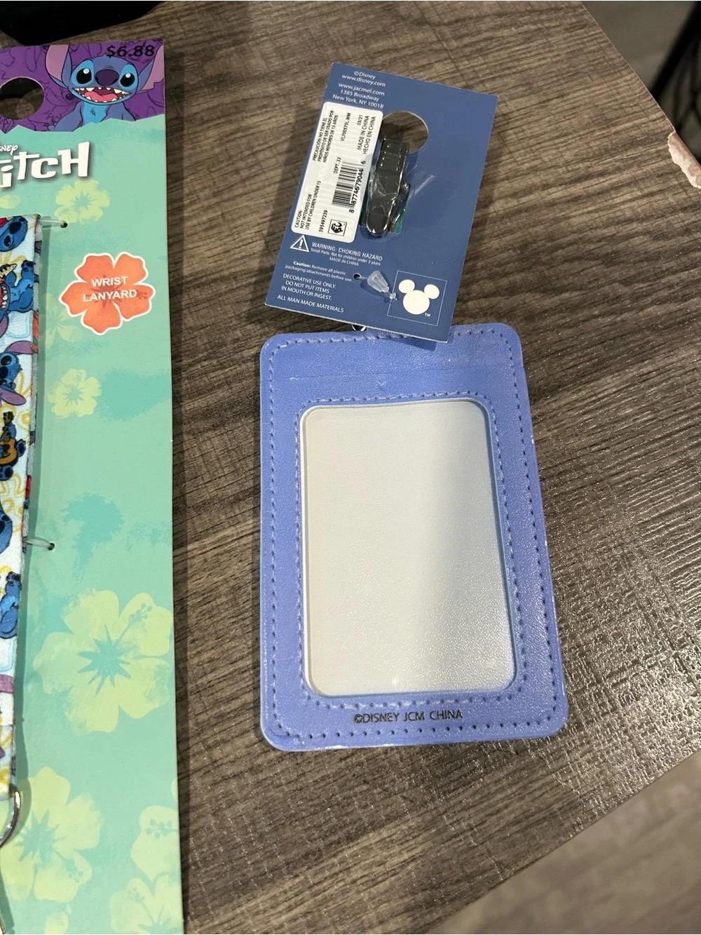 Disney Stitch Blue Kids Lanyard & Badge Reel Set